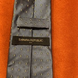 👔Banana 🍌 Republic silk tie